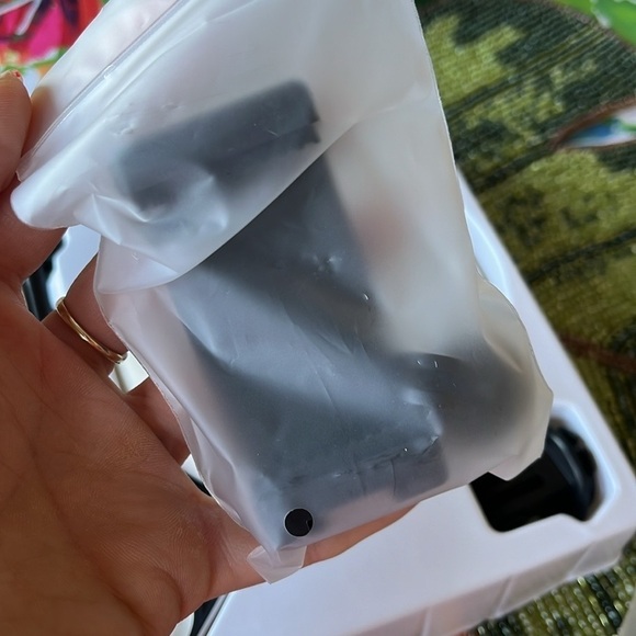 Brand New 3-in-1 Neck Phone Holder Magnetic Chest Mount GoPro Recording Magsafe - Picture 6 of 14